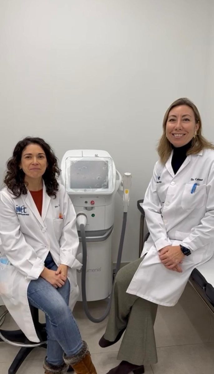 La Dra. Mercedes Cabezas y la Dra. Mª Ángeles Leal, Unidad de Ojo Seco del IOFT en Toledo