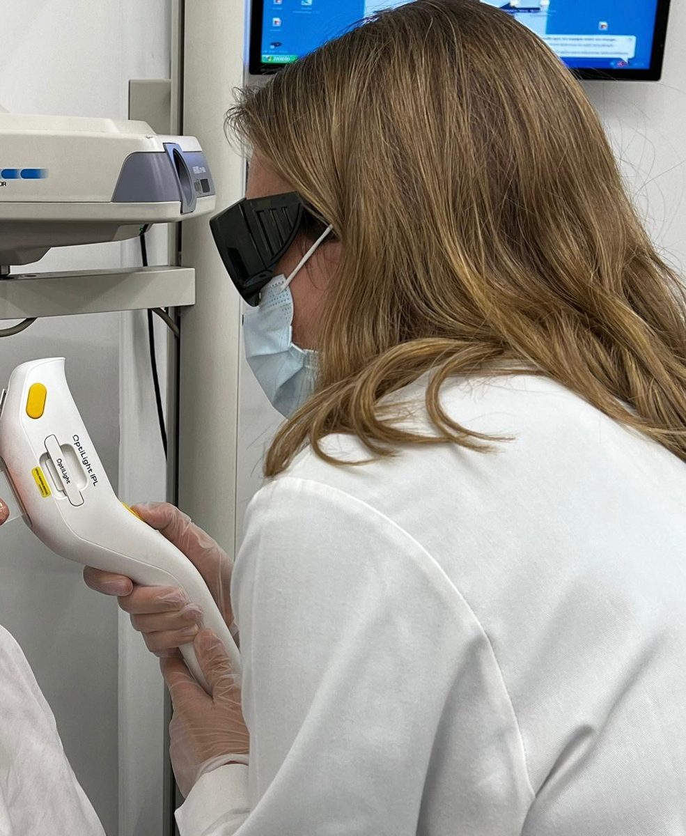 Tratamiento del ojo seco con IPL OptiLight en el IOFT de Toledo